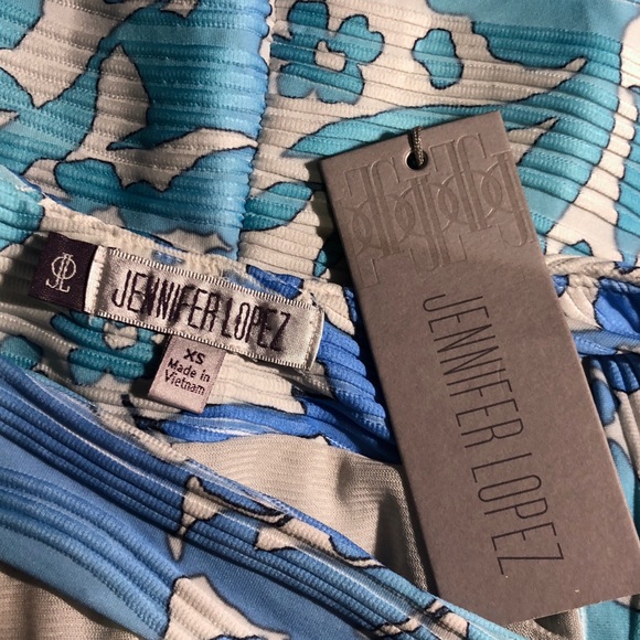 Jennifer Lopez Fitted Blue Floral Mini Dress - Picture 7 of 7